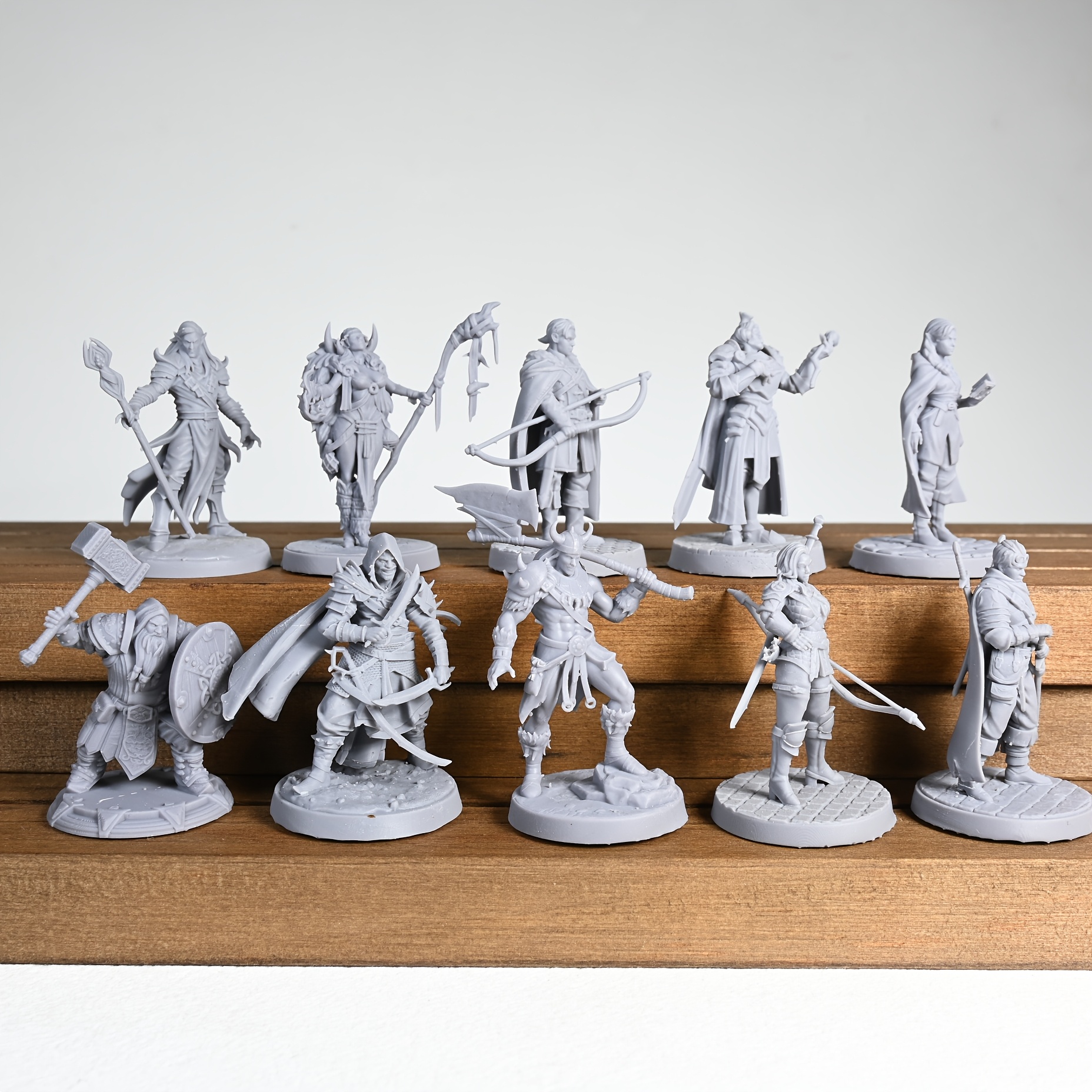 10pcs Fantasy Adventurer Squad Miniature Resin Model for DND Tabletop Game